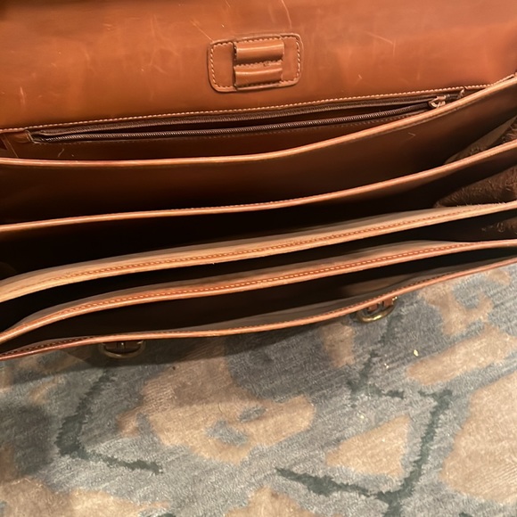 Ghurka beautiful authentic perfectly seasoned leather bag. Barrister No85. - Picture 6 of 6